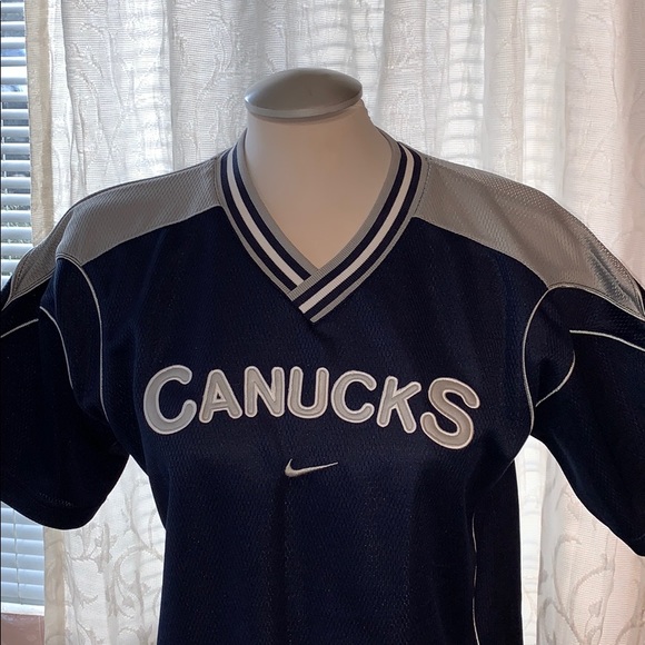 Vintage CANUCKS NIKE TEAM NHL SHIRT - Picture 5 of 8